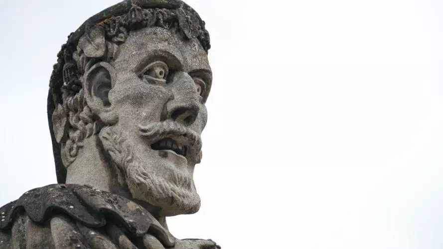 one of the emperor heads outside the sheldonian theatre