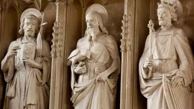 Close up image of New College chapel